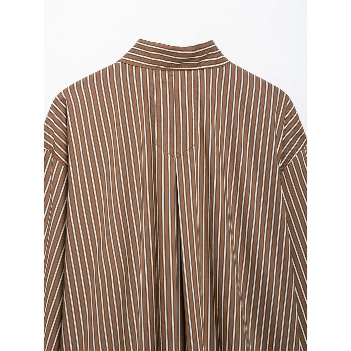 Close-up of back yoke and center pleat detail