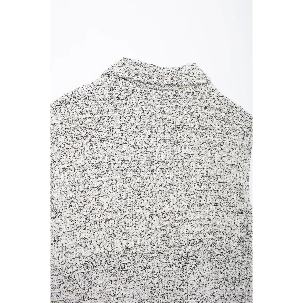 Close-up of back collar