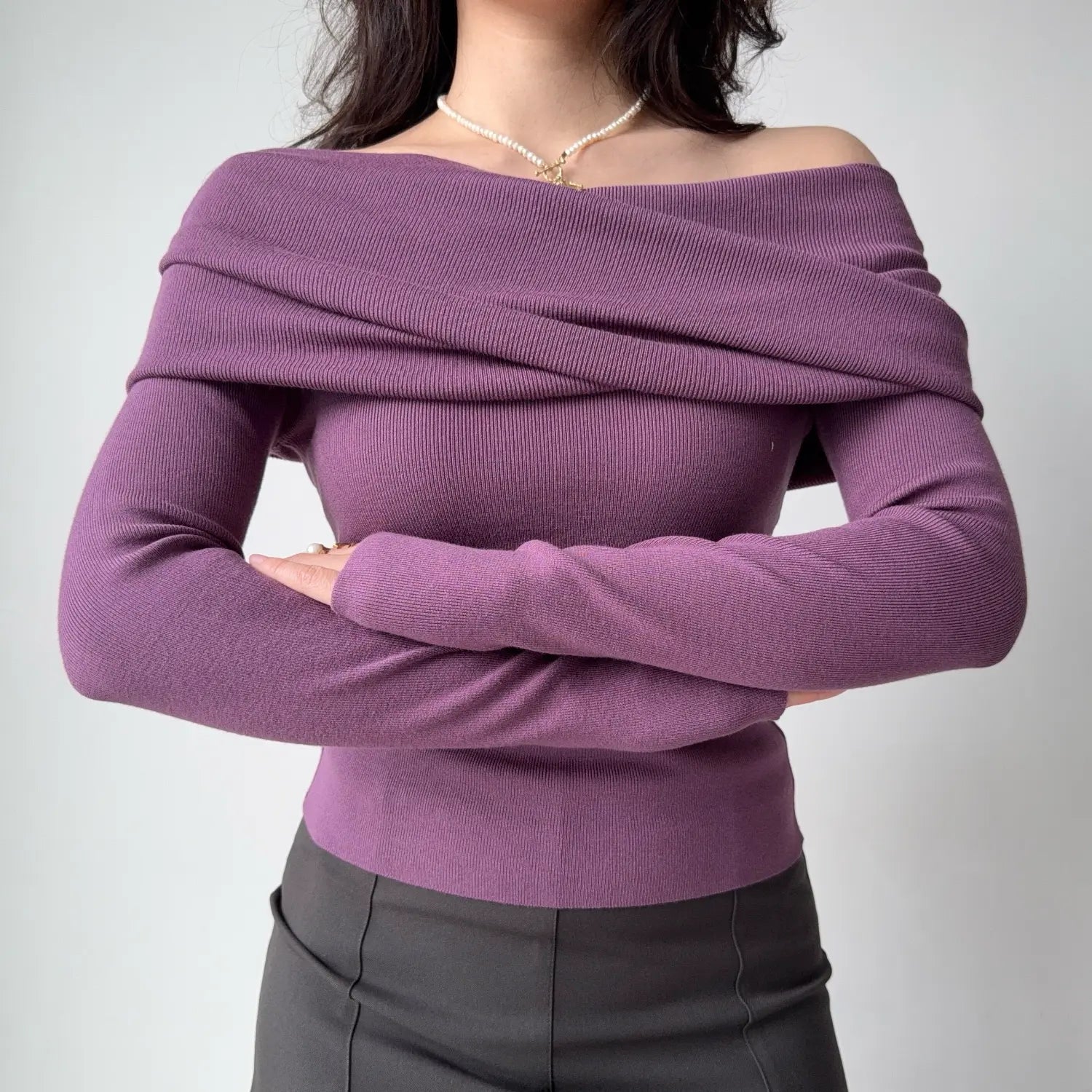 Vintage dusty purple ribbed off shoulder cropped knit top, double folded draped neck long slim sleeve bodycon women top