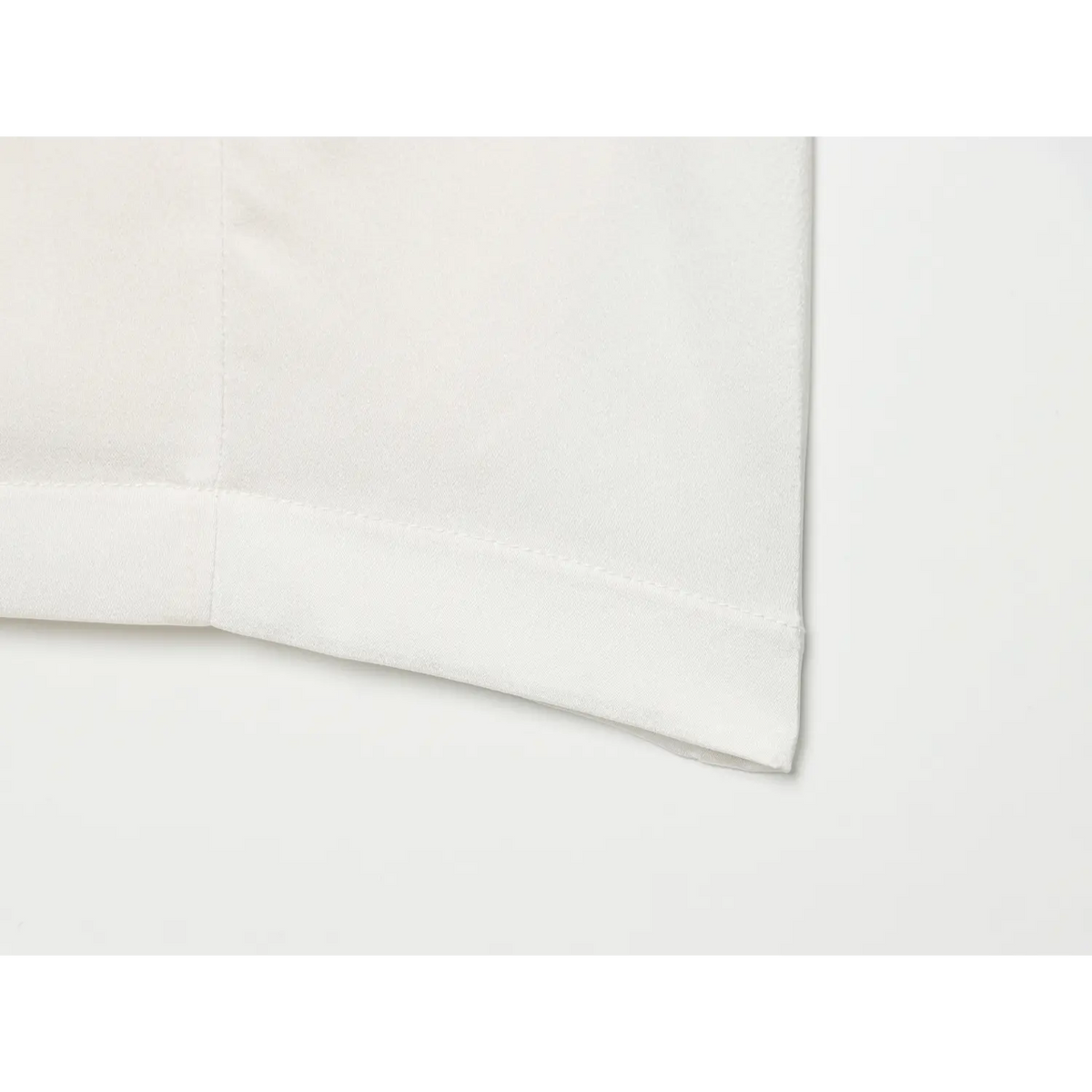 Close-up of skirt side seam