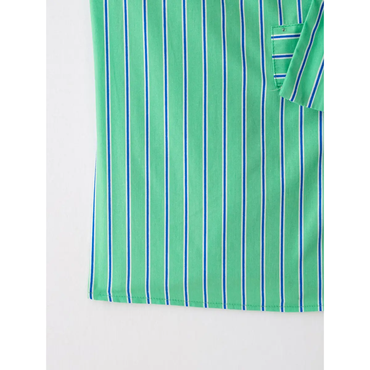 Front crossover wrap two tier self tie bow waist shaping detail